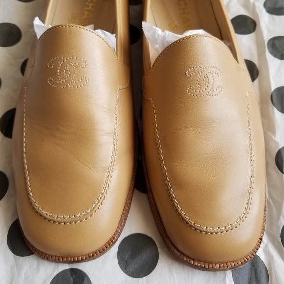 CHANEL Shoes - Mint Chanel loafers